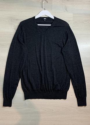 Чоловічий мериносовий светр uniqlo 100% merino wool оригінал легкий базовий джемпер premium casual smart casual розмір l / ua 50–52 чудовий стан