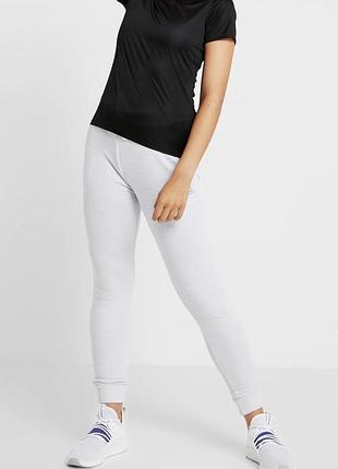Спортивна футболка reebok з технологією speedwick