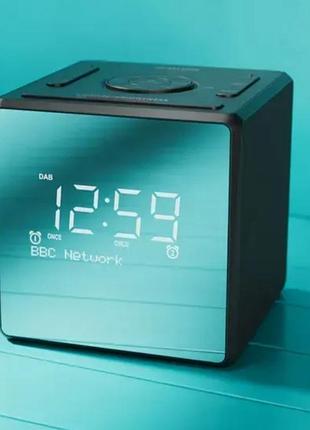 Настольные часы-радиоприемник philips tar4600 dab+ / fm с будильником и usb type-c