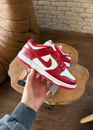 Nike sb dunk low next nature gym red/white + доп шнурки