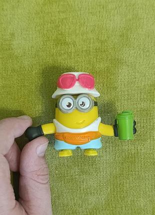 Коллекционная фигурка посипака турист хеппи мил макдонльдс / minions mcdonald's