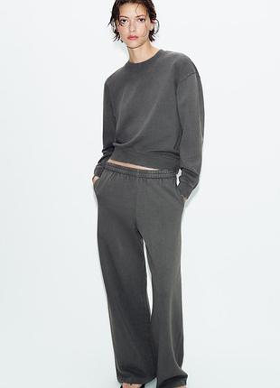 Сірий костюм zara