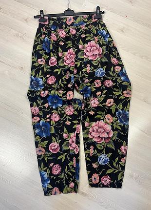 Брюки натуральний льон в квітковий принт італія
