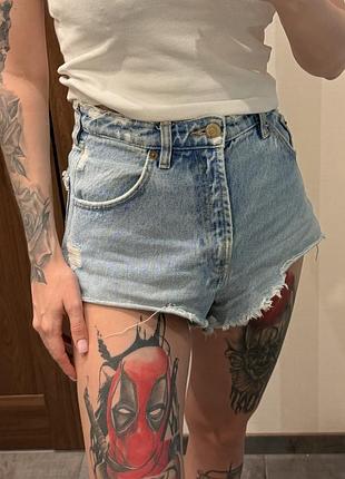 Шорти вкорочені zara 🖤
