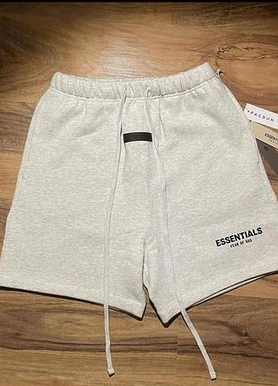 Шорти essentials