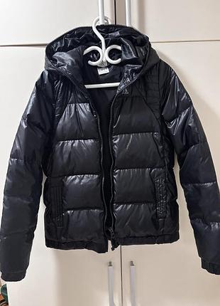 Пухова куртка adidas