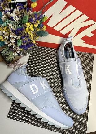 Оригінальні легкі кросівки dkny
