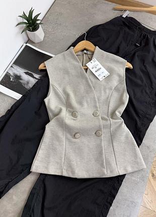 Жилет zara