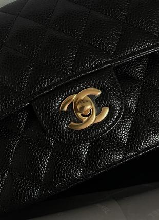 Chanel classic 4