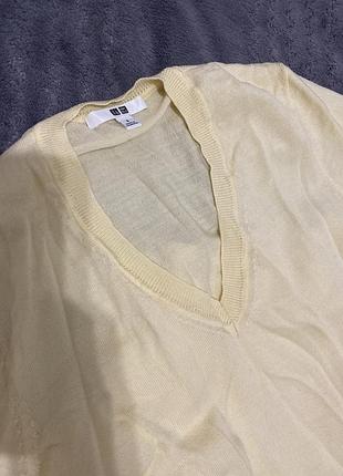Uniqlo жіночий ніжно-жовтий джемпер з вовни