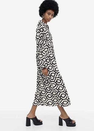 Стильне легке плаття h&m