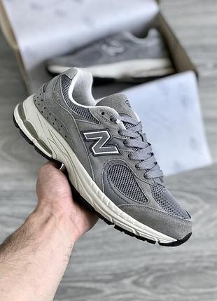 Чоловічі сірі кросівки new balance 2002r grey white х нью беланс 46