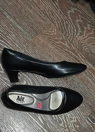 ​чорні класичні туфлі на підборах air flex (cheryl)