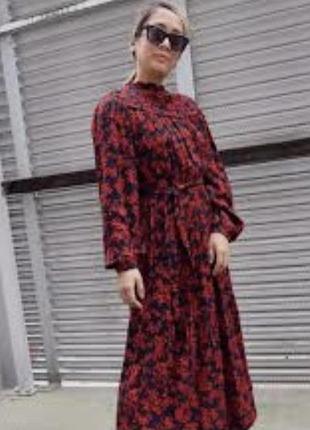 Красивое с пояском и воланом по низу платье 👗