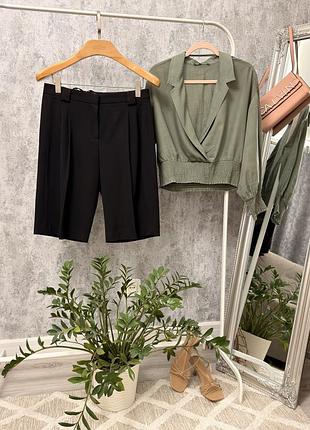 Стильна блуза zara в глибокому оливковому кольорі стан нової розмір l