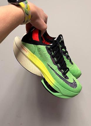 Уцінка бігові кросівки унісекс nike air zoom alphafly green