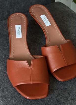 Коричневі мюлі від max mara, розмір 39-24.5, оригінал