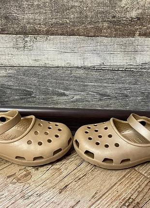 Золоті crocs 4