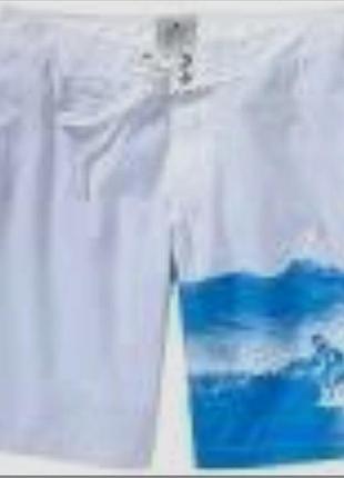 Мужские плавательные шорты (бордшорты) от 
американского бренда old navy, принадлежащего корпорации gap.