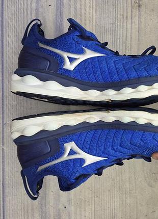Кроссовки mizuno 4