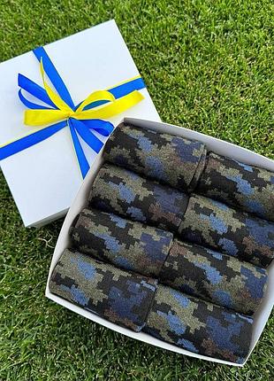 Бокс чоловічих шкарпеток 40-45 р на 8 пар в подарунковій коробці із стрічкою