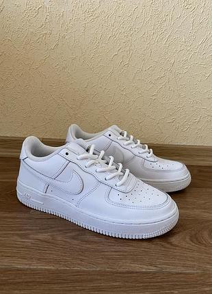 Кросівки nike air force 1 розмір 38