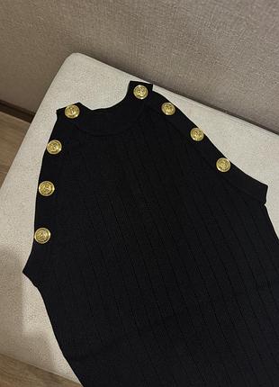Футболка  balmain