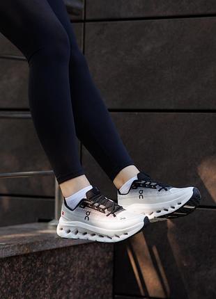 Cloudtilt white black 38-45 4