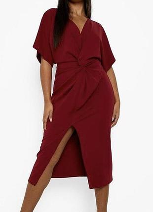 Ягідна сукня міді boohoo, uk22