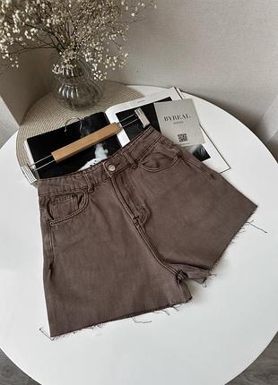 Коричневі короткі джинсові шортики pull&bear