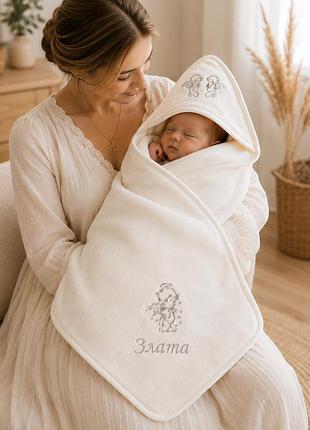 Іменна крижма злата 110×110 см із капюшоном для таїнства хрещення
