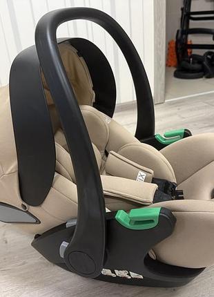 Автокресло-бебикокон el camino i-fix+ me 1110 natural beige, используемое