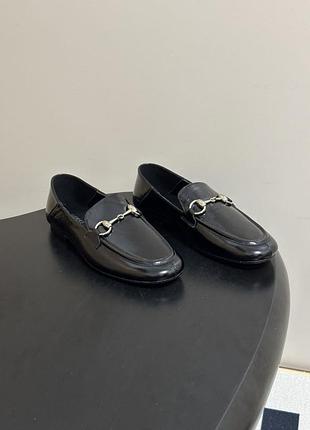 Лоферы женские