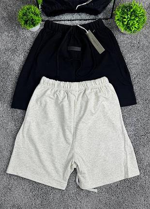 Шорти essentials 2