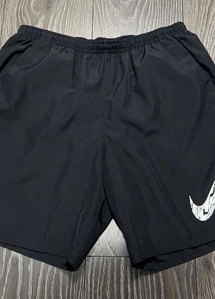 Nike dri fit чорні чоловічі шорти оригінал спортивні бігові в зал тренувальні тонкі розмір m