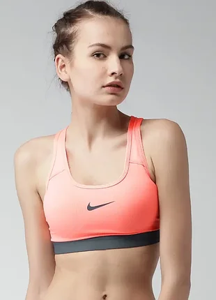Топ nike цупкий