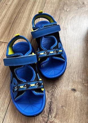 Босоніжки сандалі clarks