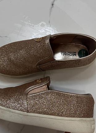 Продам дитячі сліпони michael kors