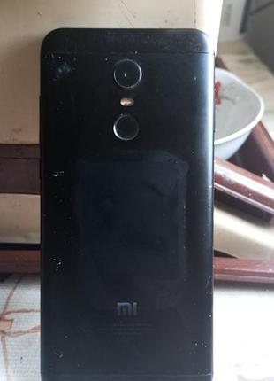 Продам телефон  redmi 5 3
