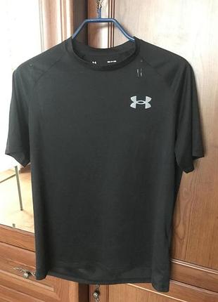 Оригінальна футболка under armour