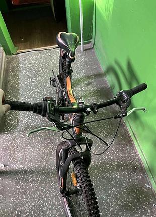 Велосипед підлітковий crossride explorer.
