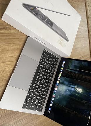 Macbook pro 13" 2019 / core i5 / 16 gb ram / повний комплект