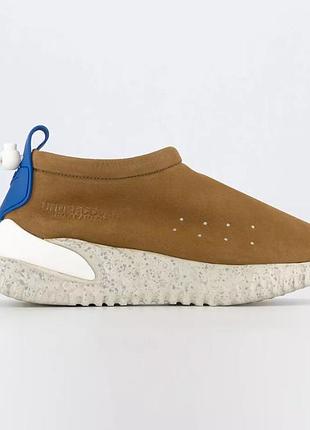 Кросівки nike moc flow sp x undercover "ale brown and team royal"