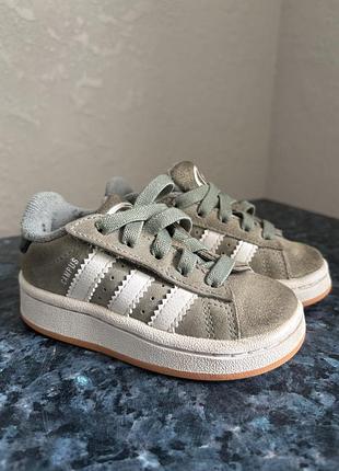 Кросівки adidas