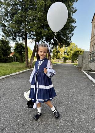 Розкішна вишита сукня з жупаном. у 116 розмірі. нова, одягалася лиш для зйомки. вдале поєднане кольорів та бездоганний крій.