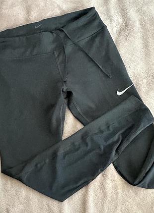 Спортивні жіночі лосіни nike dri fit в розмірі л