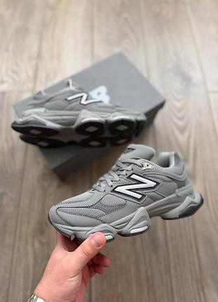 Стильні кросівки new balance 9060 shadow grey