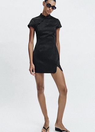 Коротка жакардова сукня в азіатському стилі zara