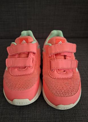 Дитячі рожеві кросівки adidas  розмір 24