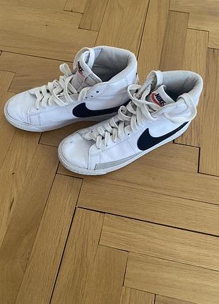 Взуття nike 3